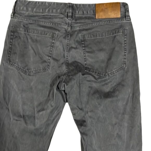 Vineyard Vines by Shep and Ian Men’s 30 x 30 Black Washed Jeans - Picture 5 of 10